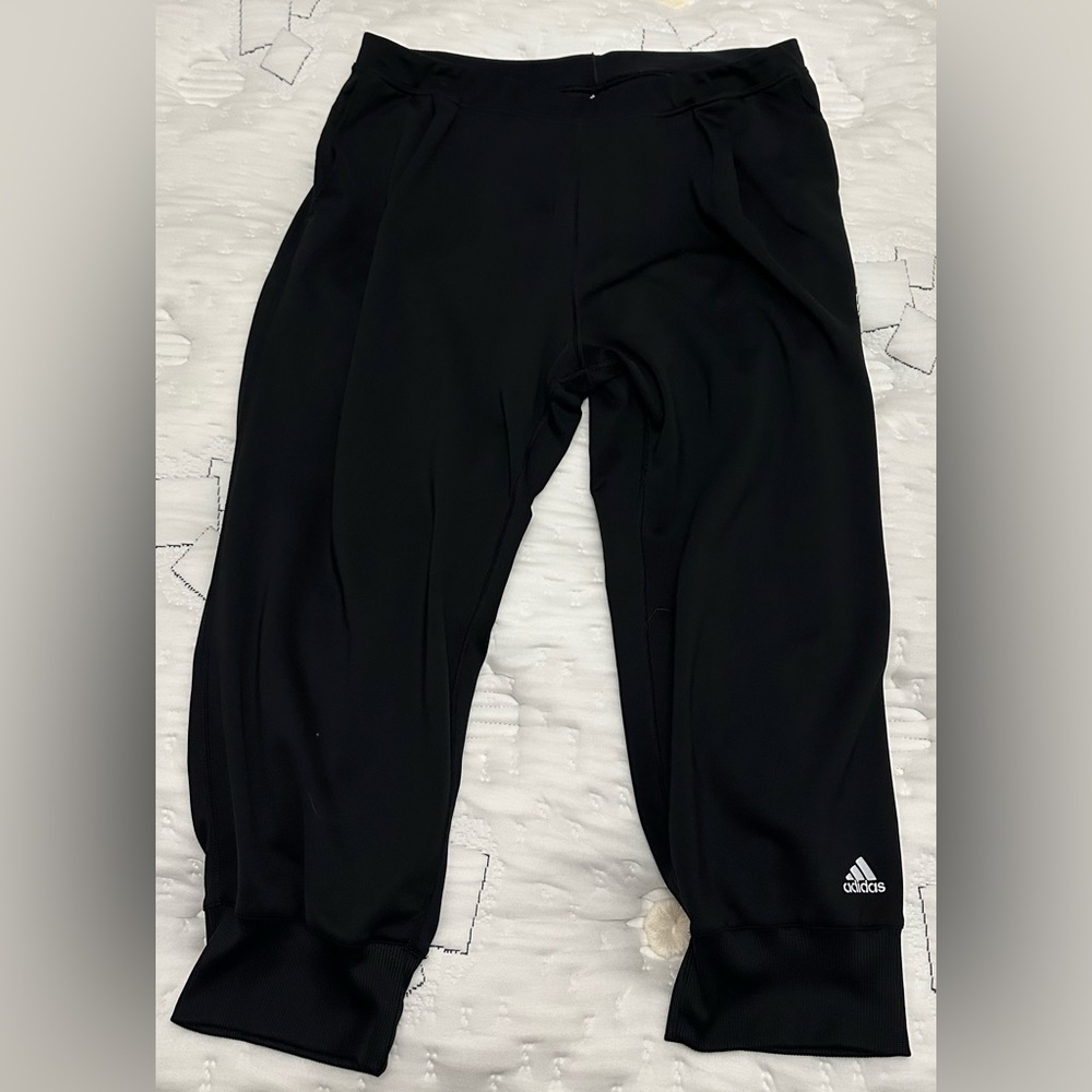 XL Adidas Black Sweatpants (Shorter)